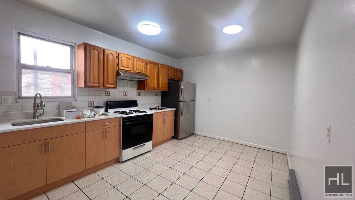 350 East 5th Street 2 Kensington Brooklyn NY 11218