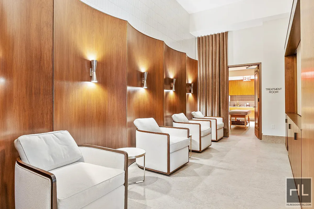 301 East 50th Street 5B Turtle Bay New York NY 10022