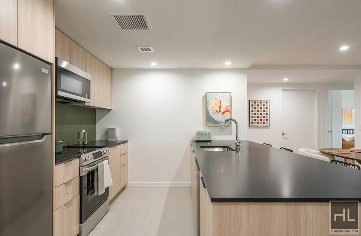 975 Nostrand Avenue Crown Heights Brooklyn NY 11225