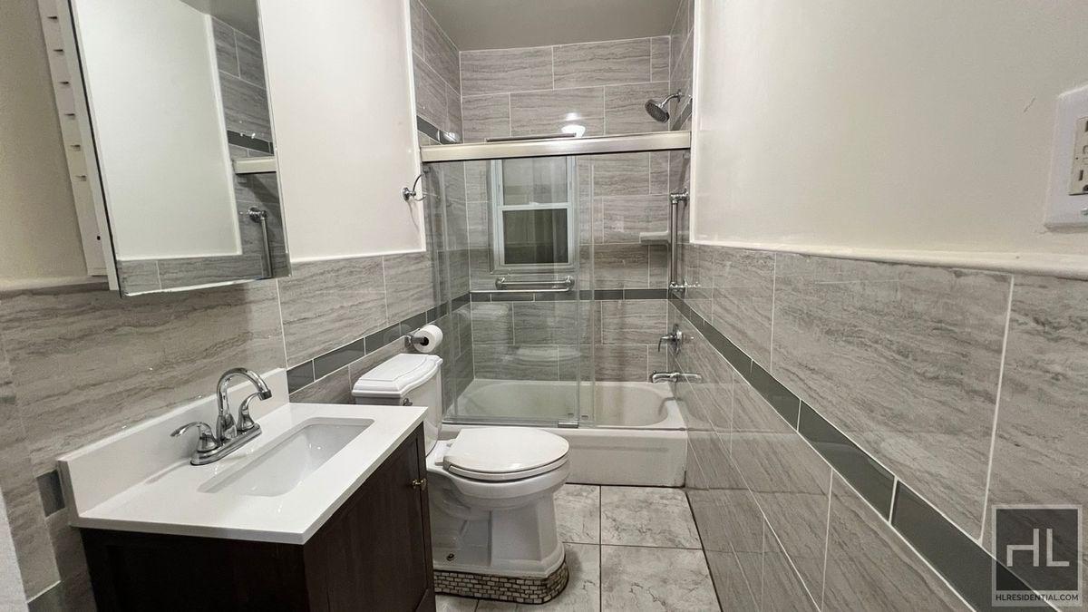 718 East 39th Street 1 Farragut Brooklyn NY 11203