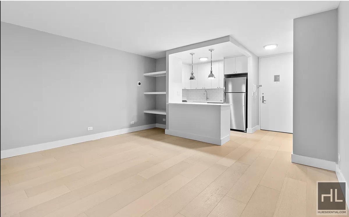 Photo for New York Tower - 330 East 39th Street Rental Building in Midtown East, Manhattan