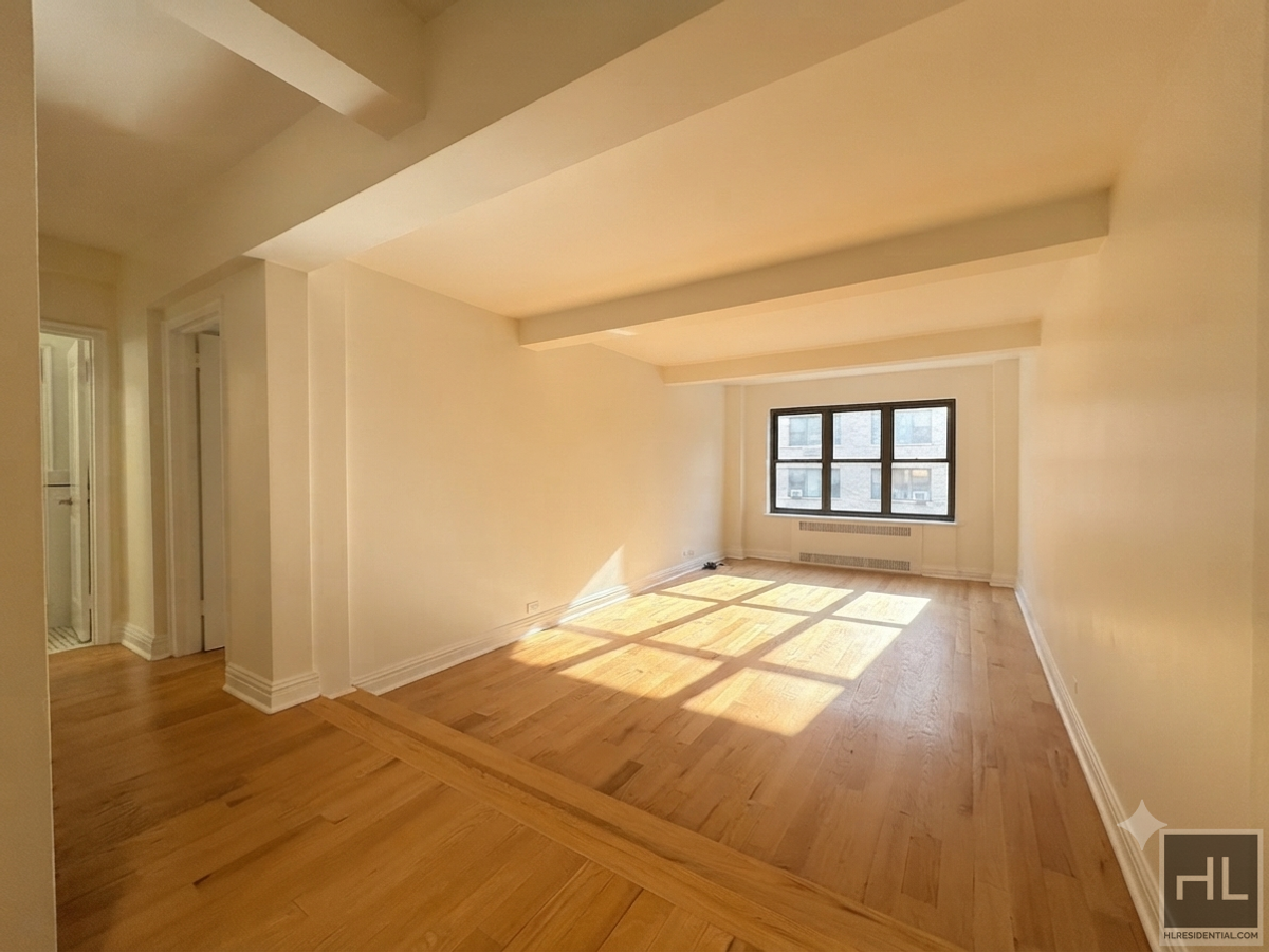 Photo for 141 East 56 Street - 141 East 56th Street Rental Building in Sutton Place, Manhattan