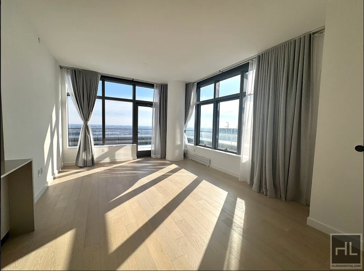 Photo for Skyline Tower - 3 Court Square Condominium in Long Island City, Queens