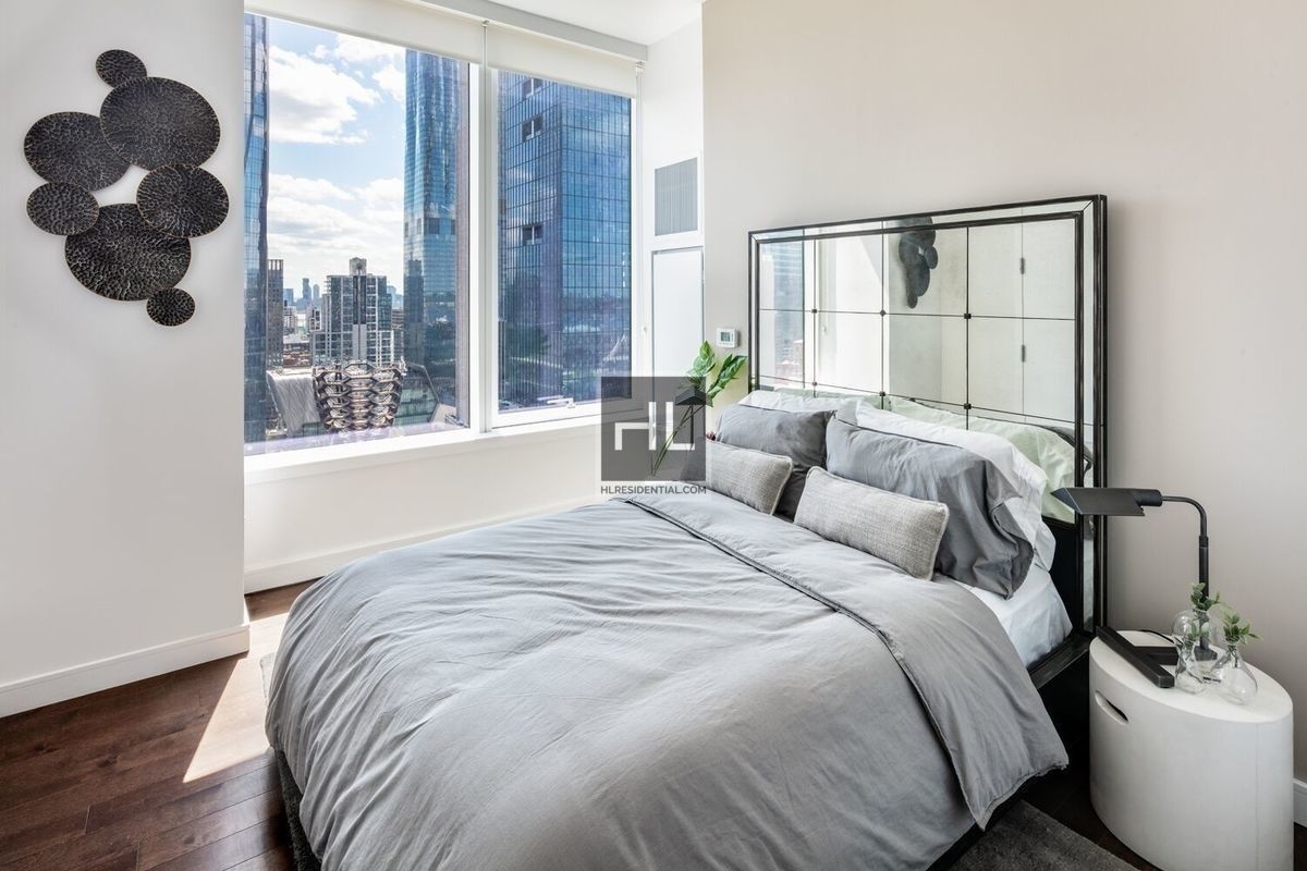 Photo for Hudson 36 - 515 West 36th Street Rental Building in Hudson Yards, Manhattan