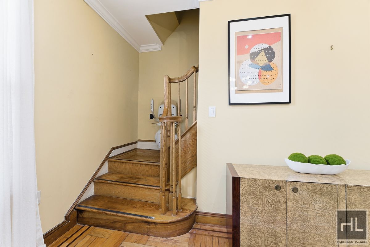 675 East 53rd Street Farragut Brooklyn NY 11203