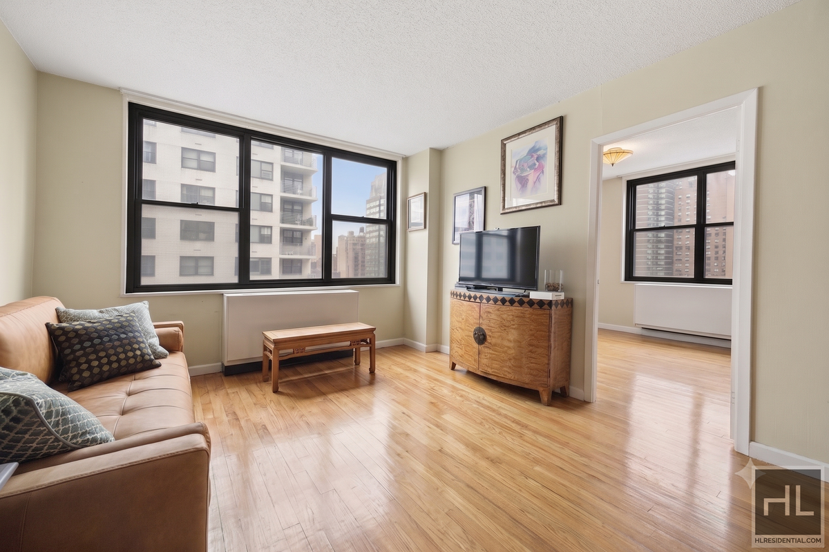 301 East 87th Street 15D Upper East Side New York NY 10128