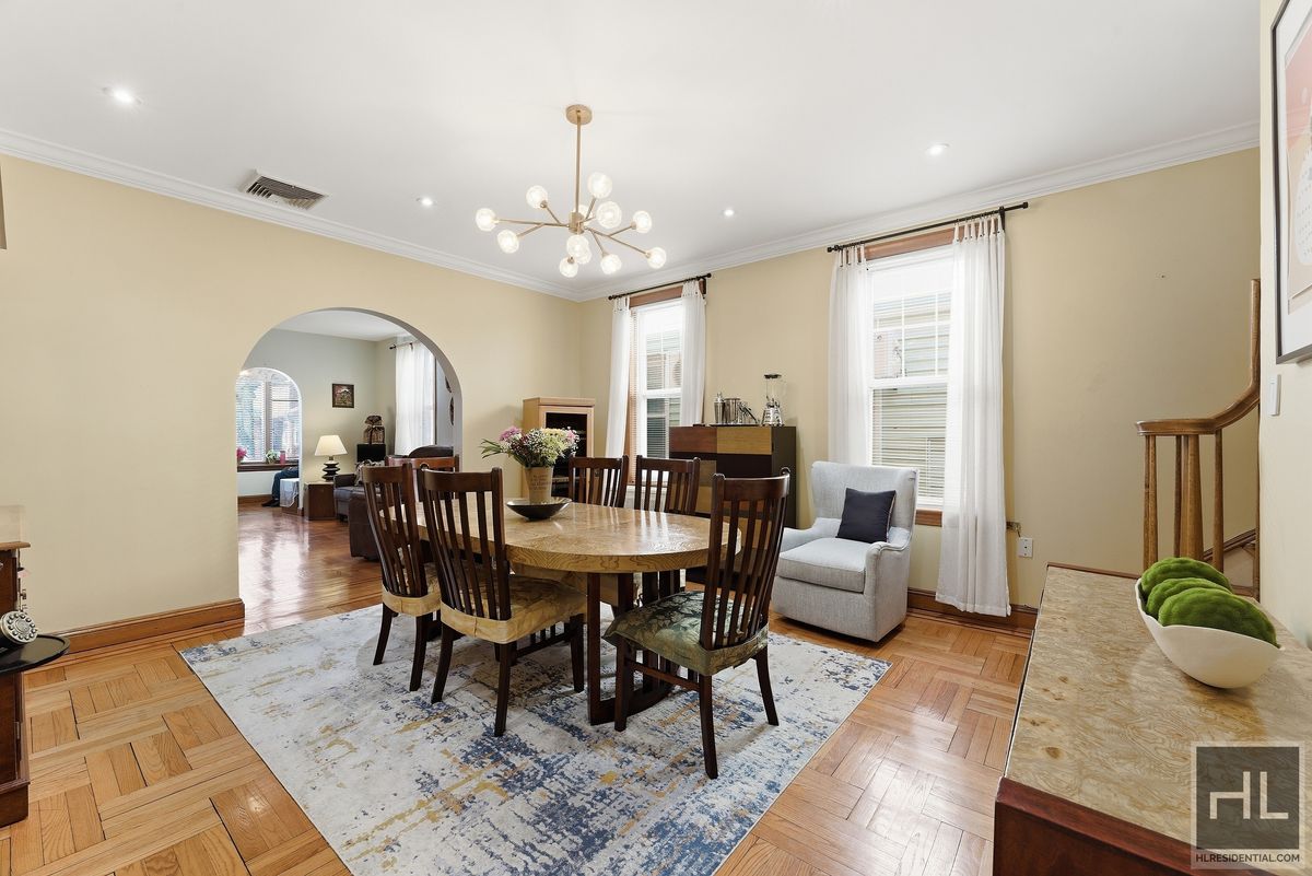 675 East 53rd Street Farragut Brooklyn NY 11203