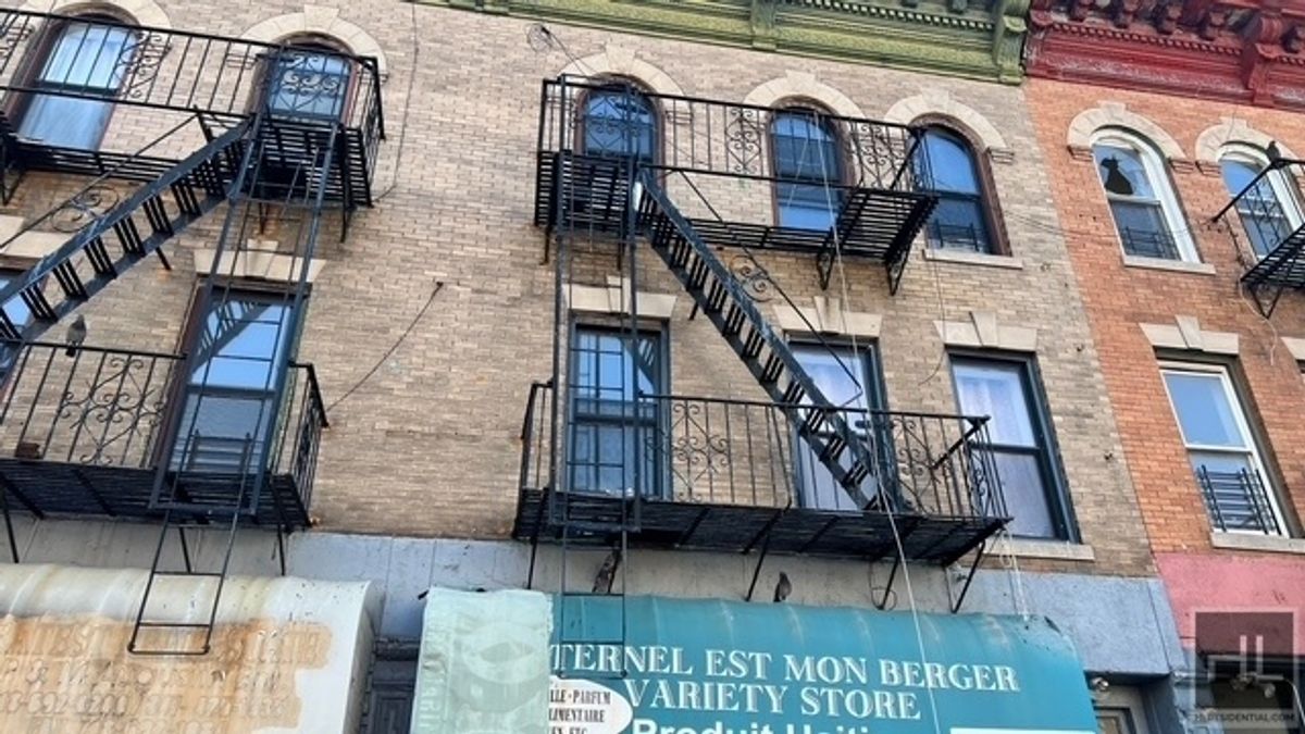 1794 Nostrand Avenue 2R Flatbush Brooklyn NY 11226