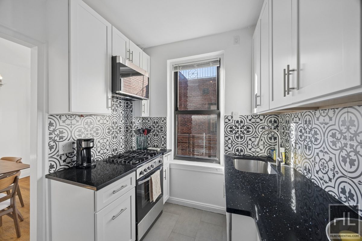 357 West 55th Street 6J Clinton New York NY 10019