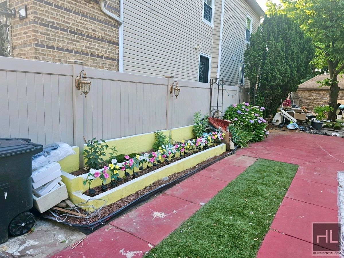 8015 21st Avenue 2 Bensonhurst Brooklyn NY 11214