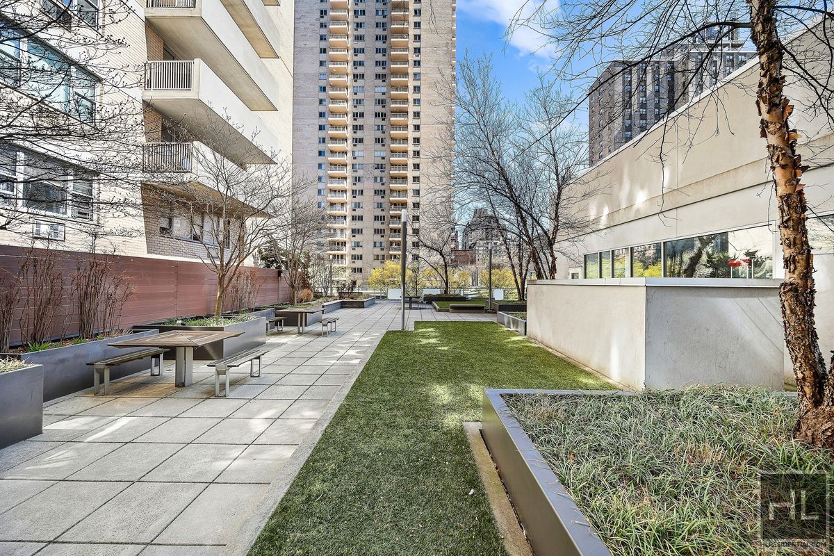 100 West 93rd Street Upper West Side New York NY 10025