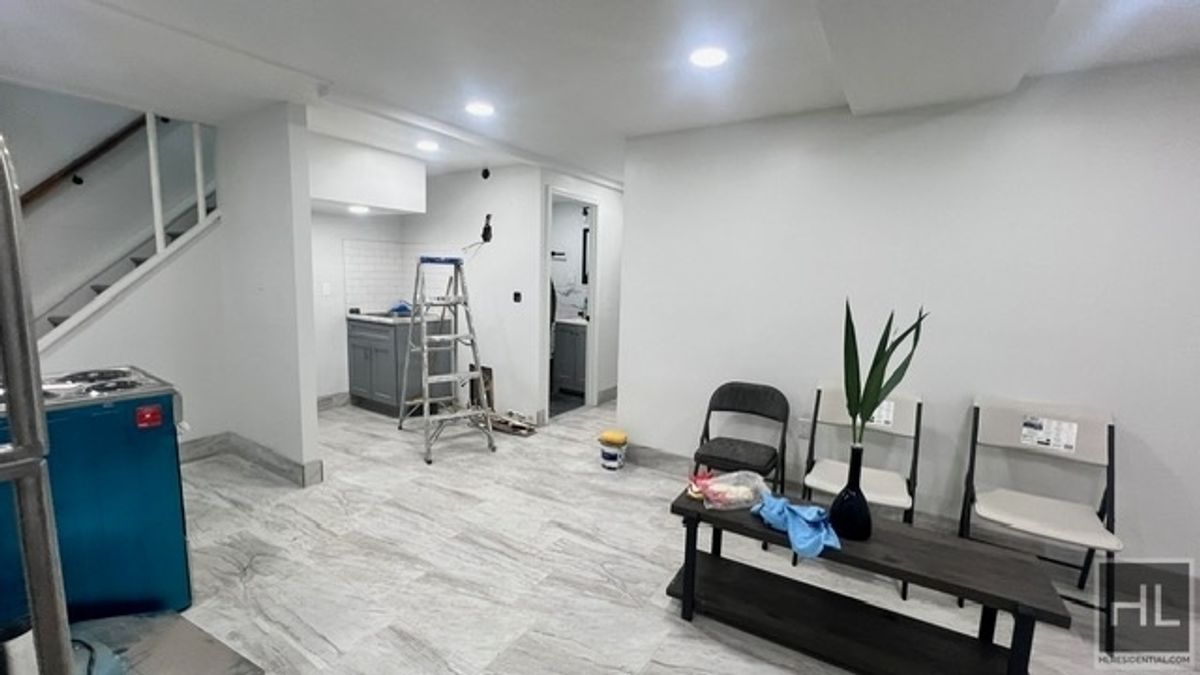 752 Lincoln Avenue BASEMENT City Line Brooklyn NY 11208