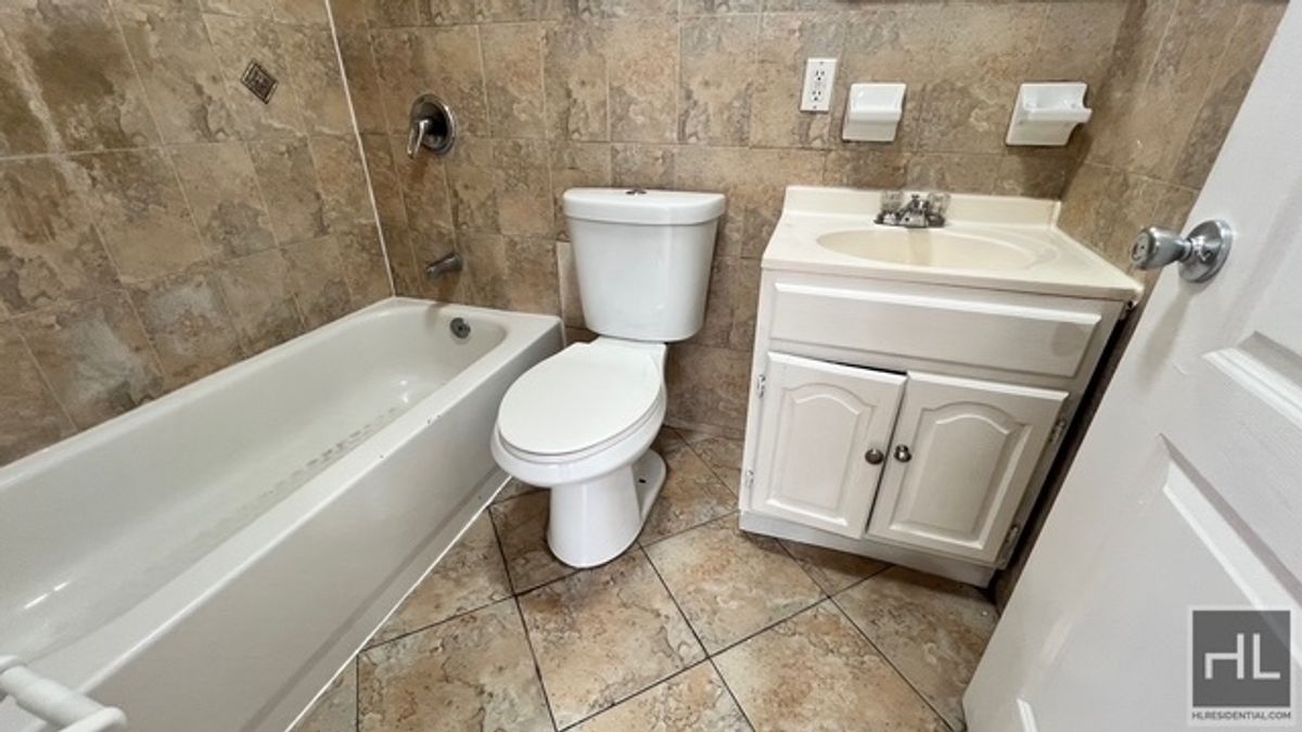 1788 Linden Boulevard 3 Canarsie Brooklyn NY 11207