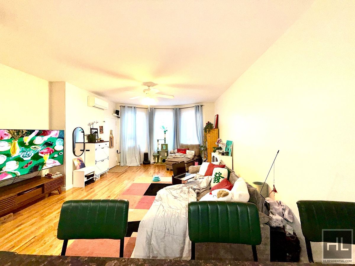 31-26 12th Street 2 Astoria Queens NY 11106