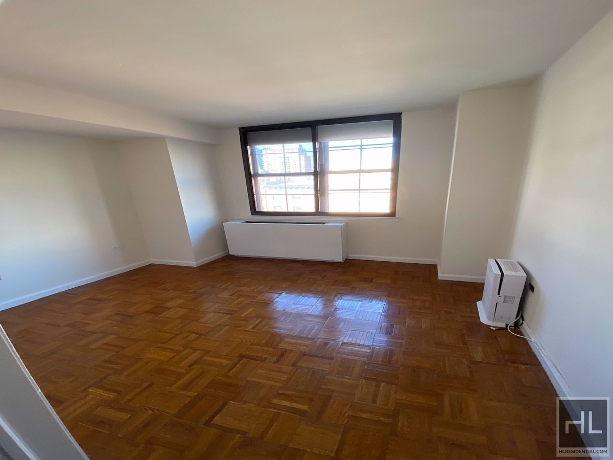 Photo for Sequoia - 222 West 14th Street Condominium in West Village, Manhattan