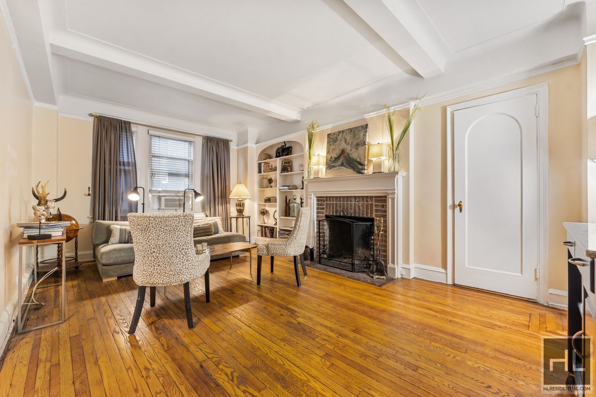 Photo for  315 East 68th Street  - 1296 2 AVENUE Cooperative in Lenox Hill, Manhattan