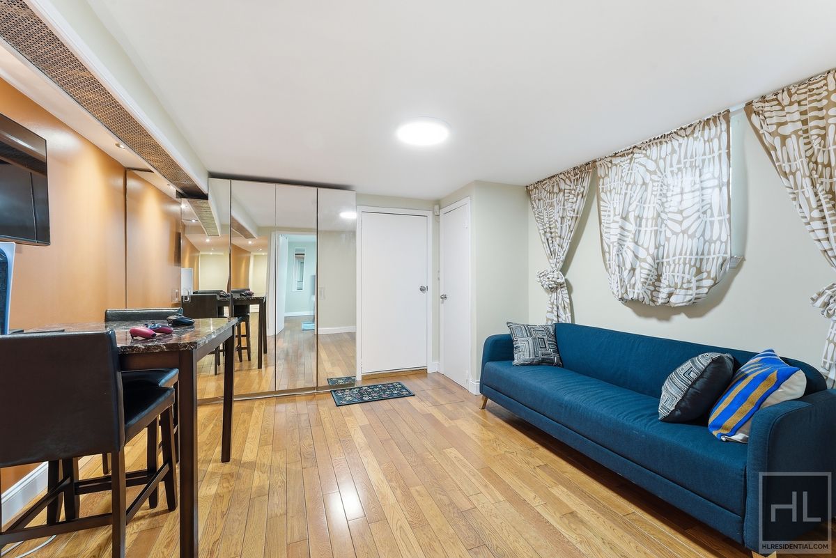 675 East 53rd Street Farragut Brooklyn NY 11203