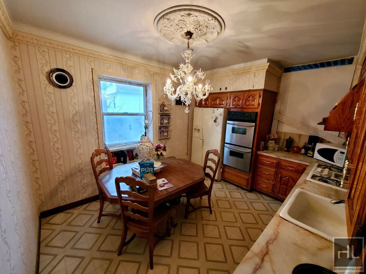 8015 21st Avenue 2 Bensonhurst Brooklyn NY 11214