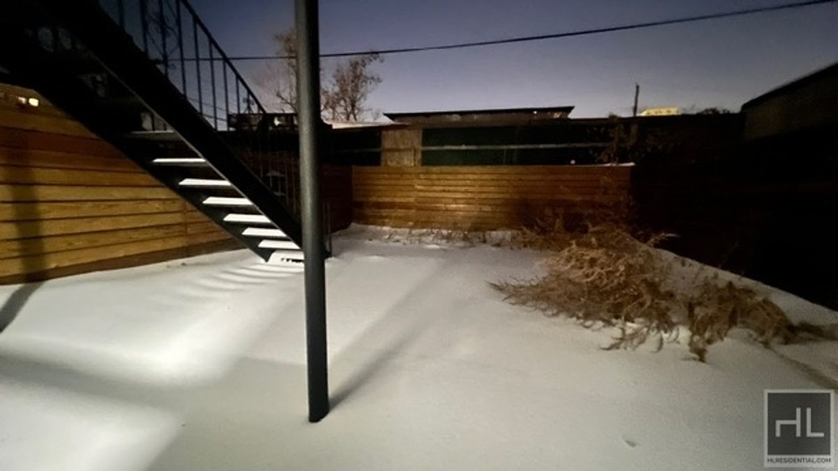 752 Lincoln Avenue BASEMENT City Line Brooklyn NY 11208