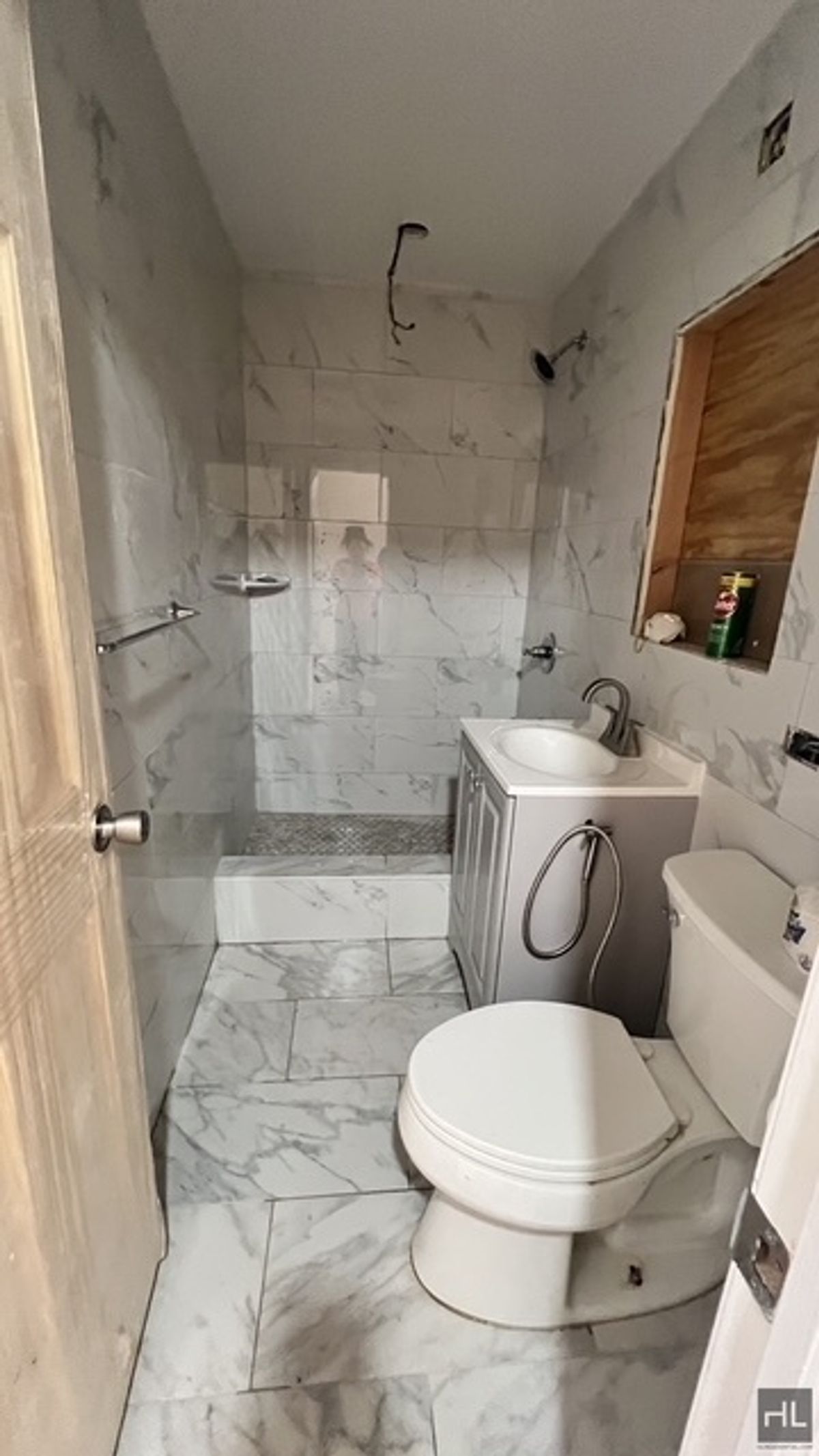 586 East 54th Street 1 Farragut Brooklyn NY 11203