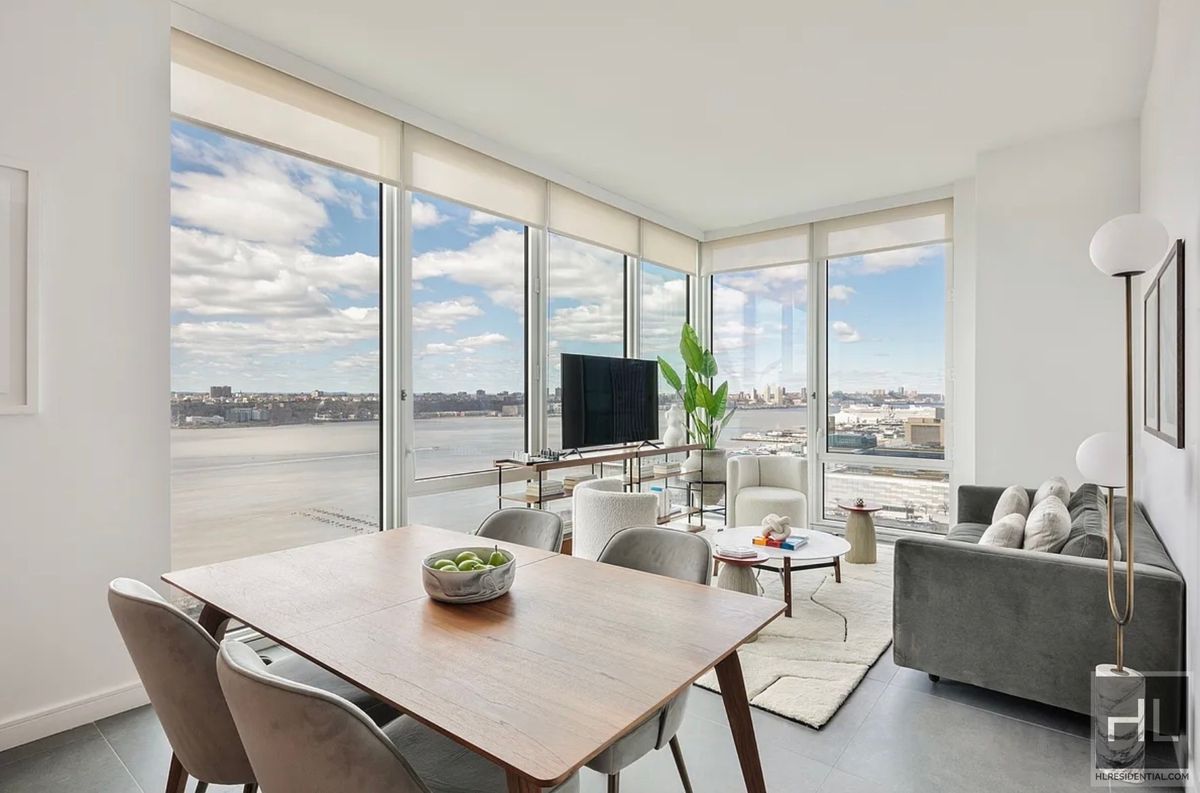 Photo for 606 WEST 30TH - 606 West 30th Street Rental Building in Hudson Yards, Manhattan