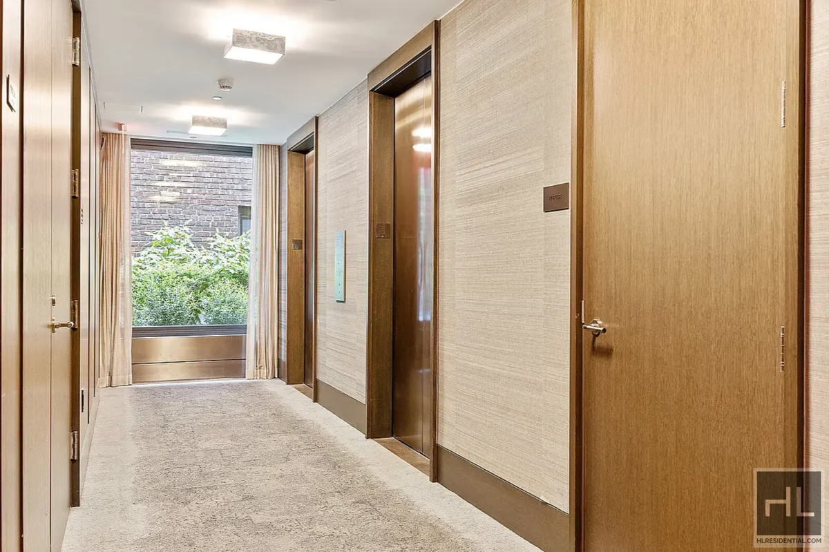 301 East 50th Street 5B Turtle Bay New York NY 10022