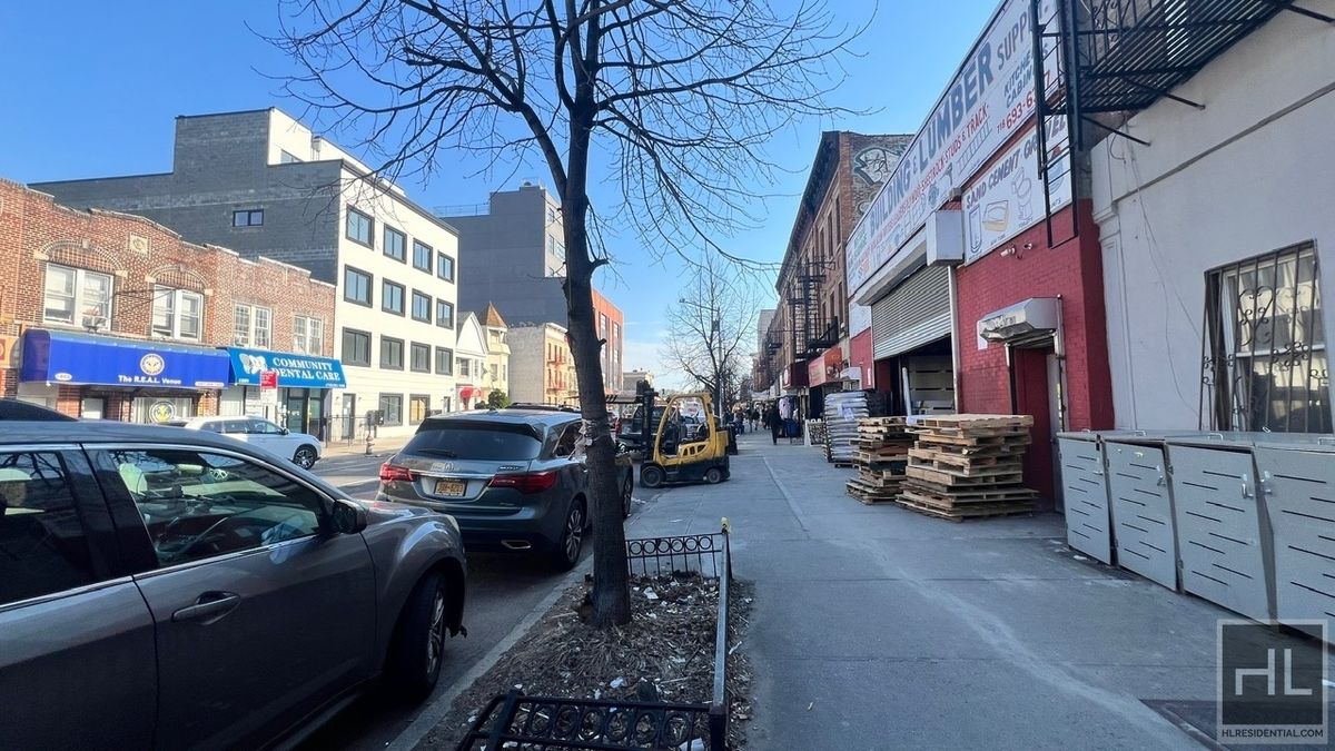 1794 Nostrand Avenue 2R Flatbush Brooklyn NY 11226