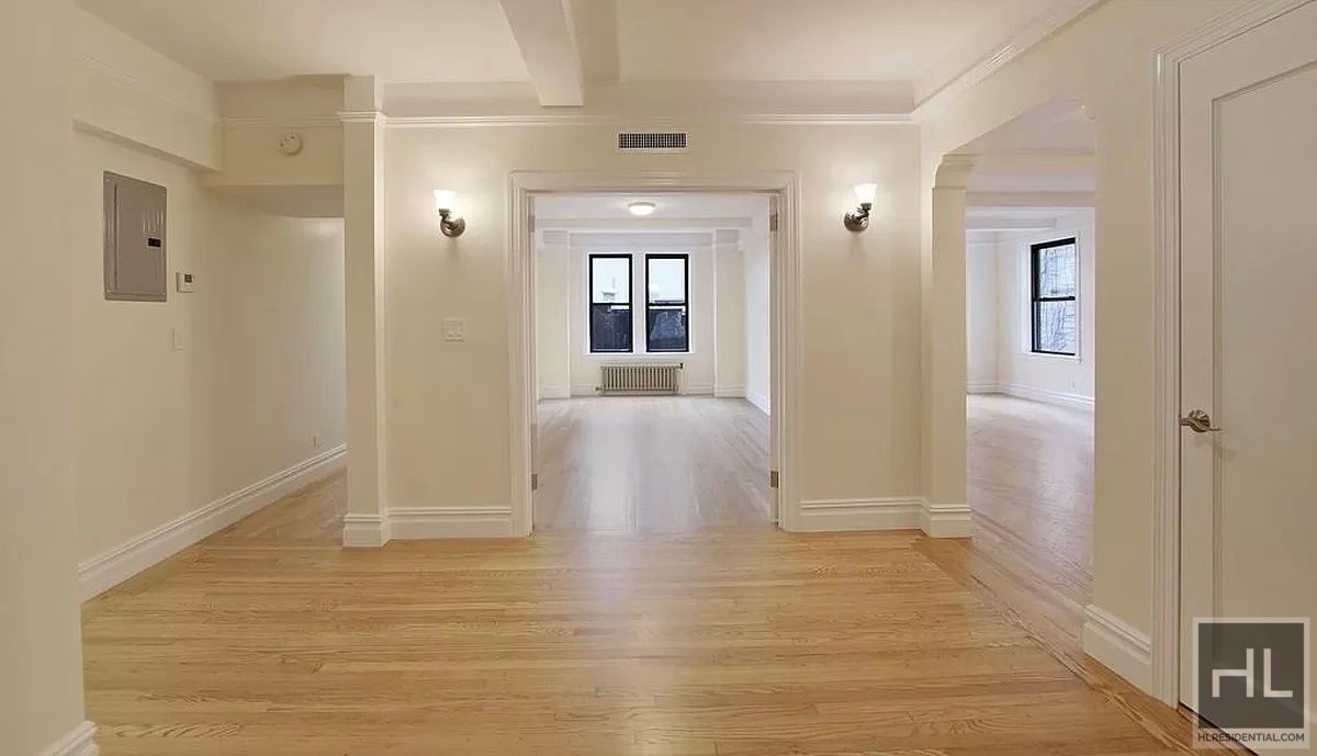 Photo for 210 EAST 68 STREET - 210 East 68th Street Rental Building in Upper East Side, Manhattan