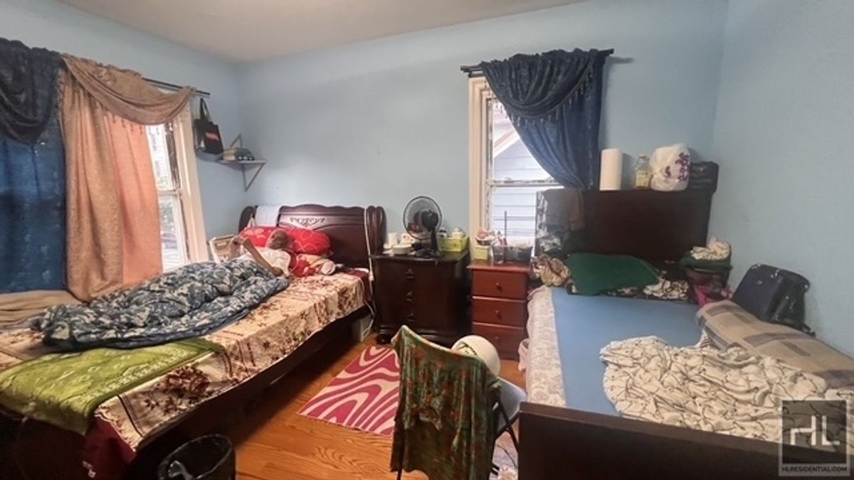 3322 Farragut Road East Flatbush Brooklyn NY 11210