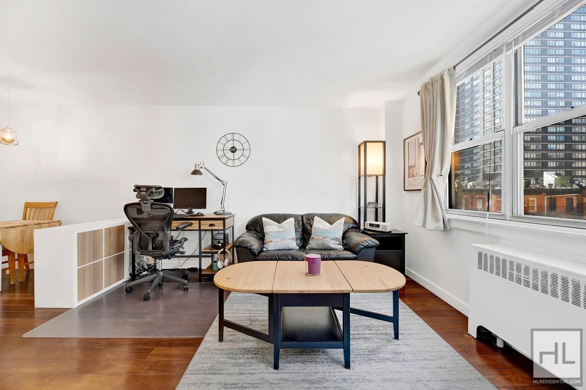 240 East 35th Street 5C Murray Hill New York NY 10016