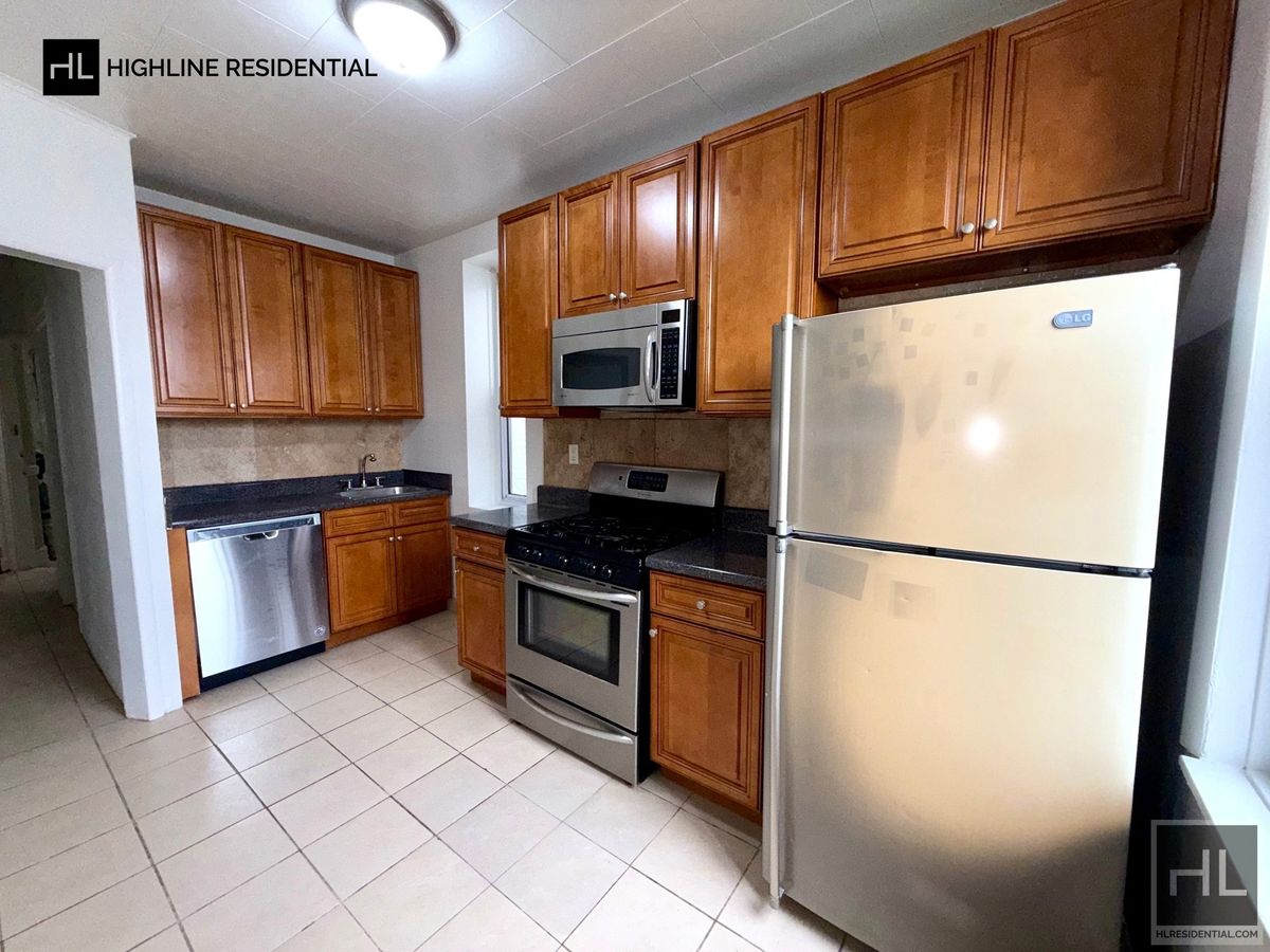 33-19 9th Street 2 Ravenswood Queens NY 11106