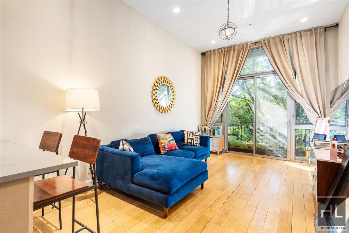 727 Dean Street 2F Prospect Heights Brooklyn NY 11238