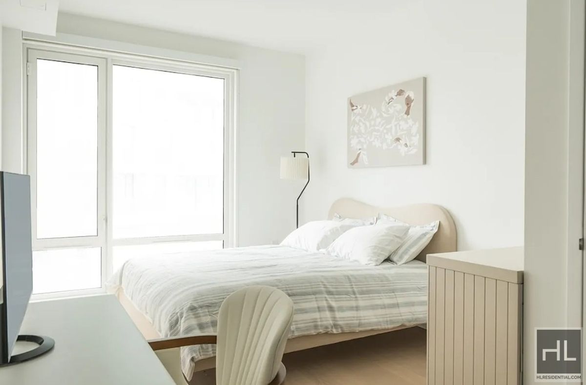 975 Nostrand Avenue 216 Crown Heights Brooklyn NY 11225