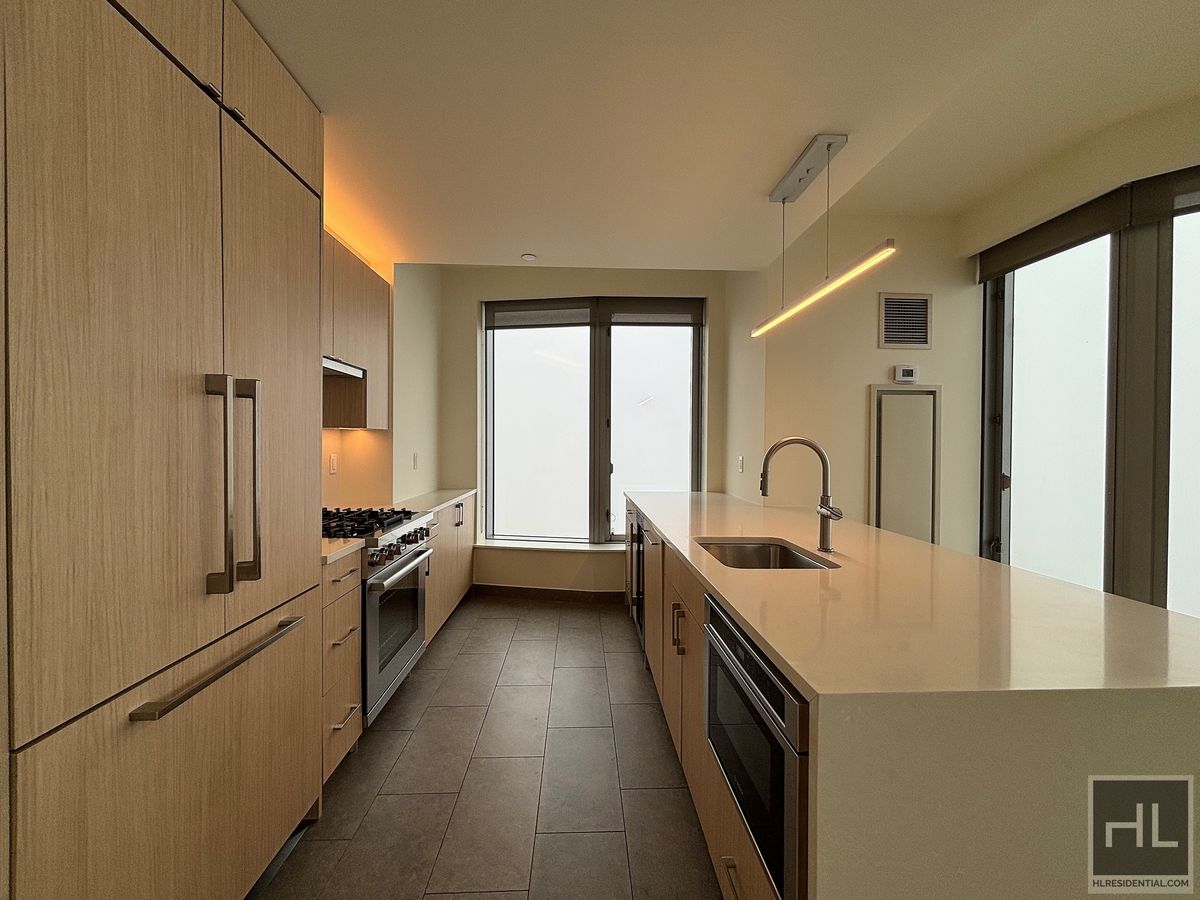 Photo for 8 SPRUCE - 8 Spruce Street Rental Building in Financial District, Manhattan
