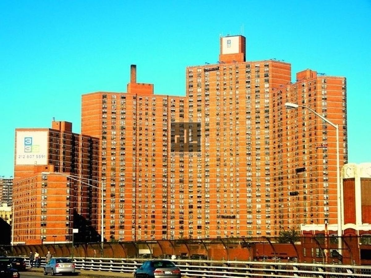 Photo for 3333 BROADWAY - 3333 Broadway Rental Building in West Harlem, Manhattan