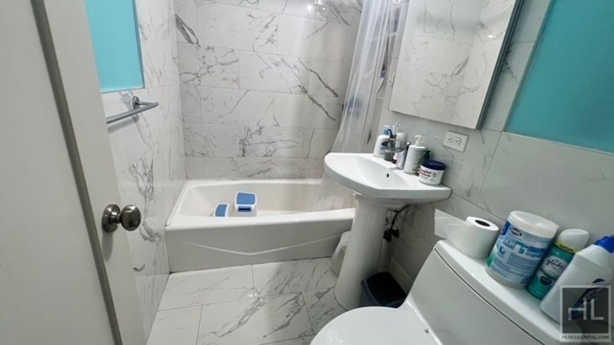 87-10 51st Avenue 4N Elmhurst Queens NY 11373
