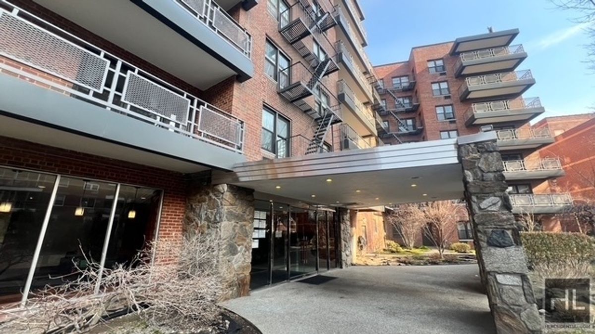 87-10 51st Avenue 4N Elmhurst Queens NY 11373