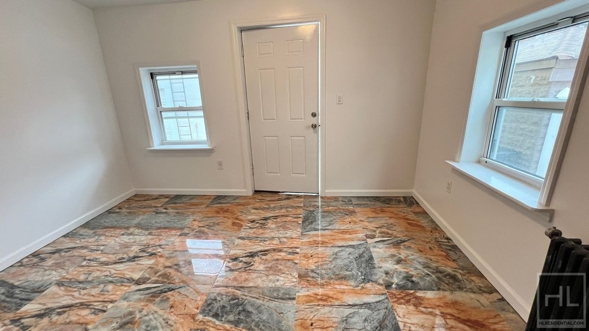 718 East 39th Street 1 Farragut Brooklyn NY 11203