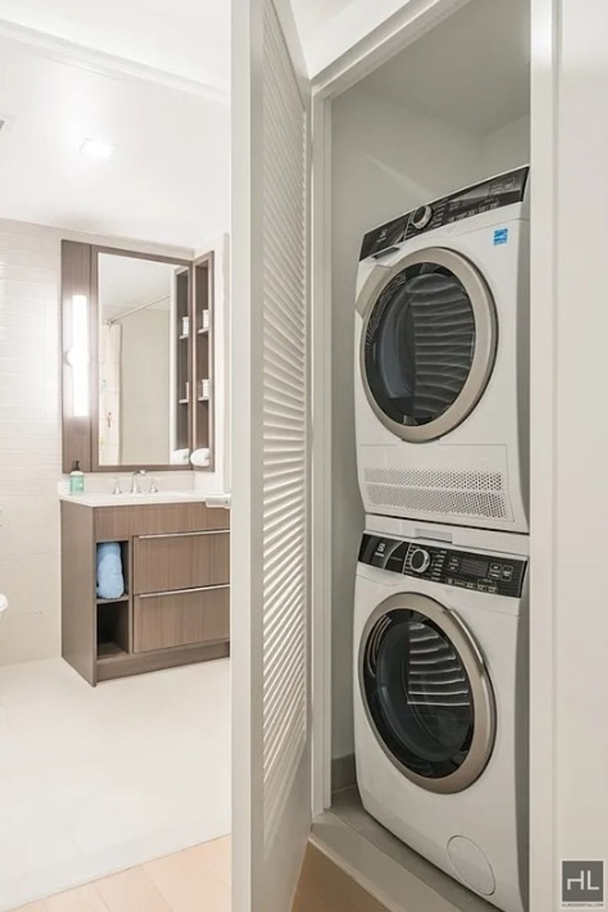 975 Nostrand Avenue Crown Heights Brooklyn NY 11225