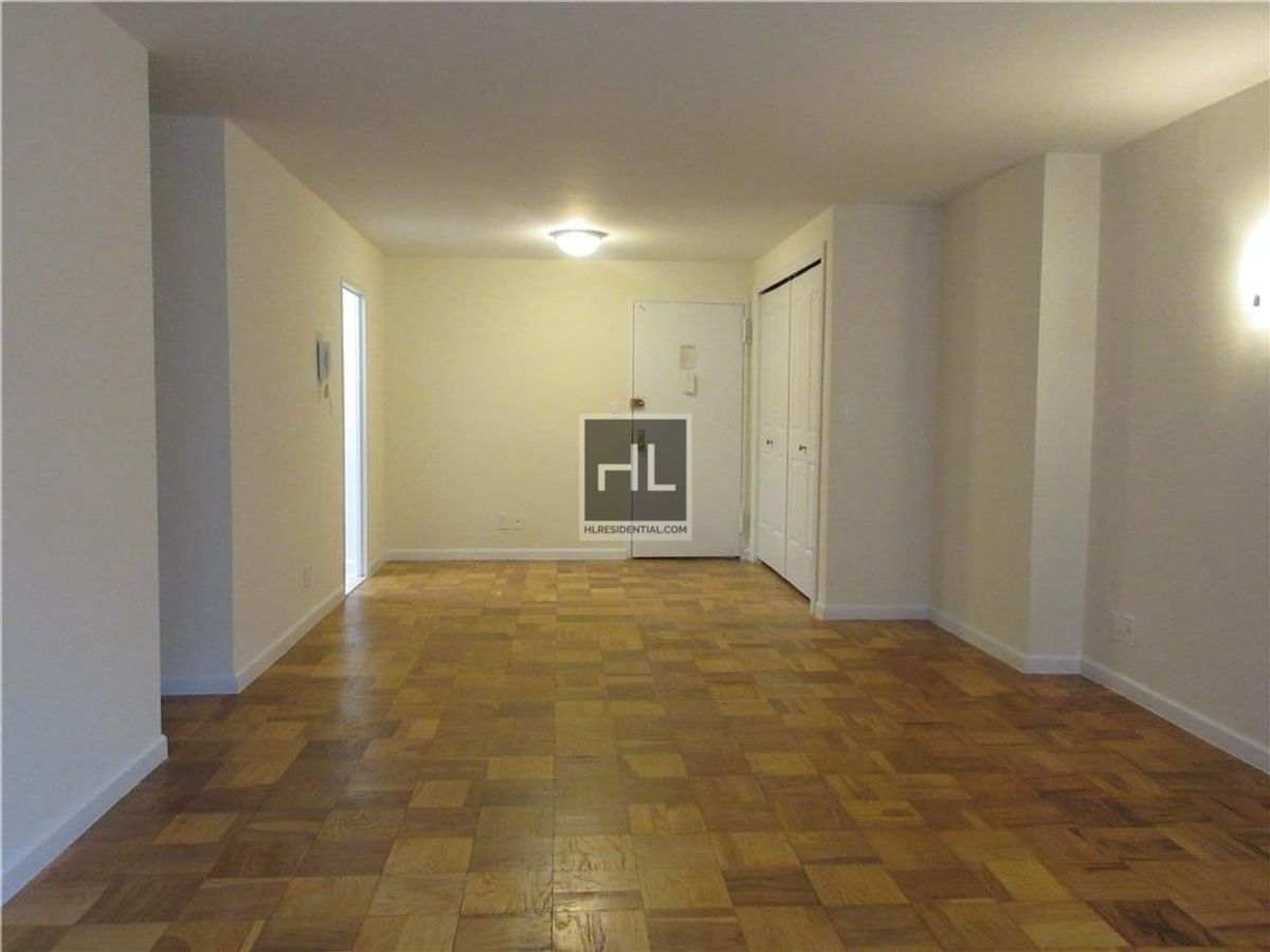 Photo for 250 East 63rd Street - 250 East 63rd Street Rental Building in Lenox Hill, Manhattan
