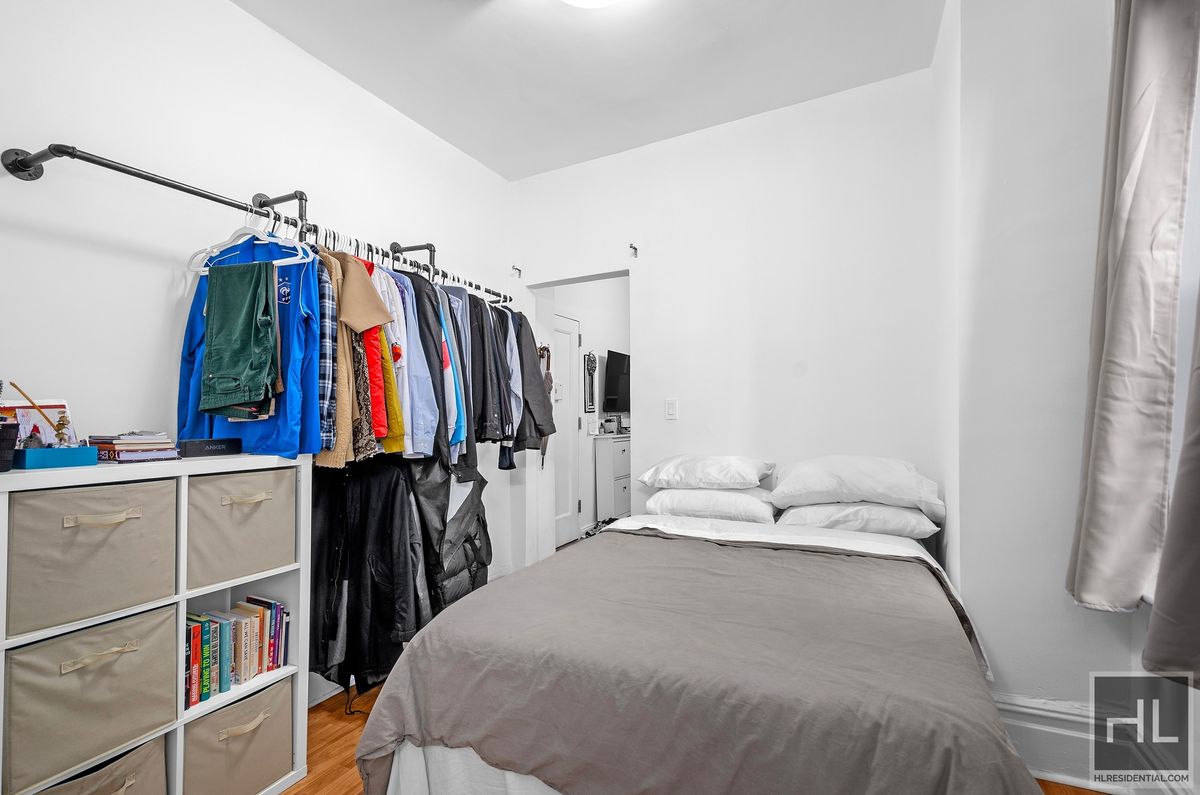 465 Eastern Parkway D Crown Heights Brooklyn NY 11216