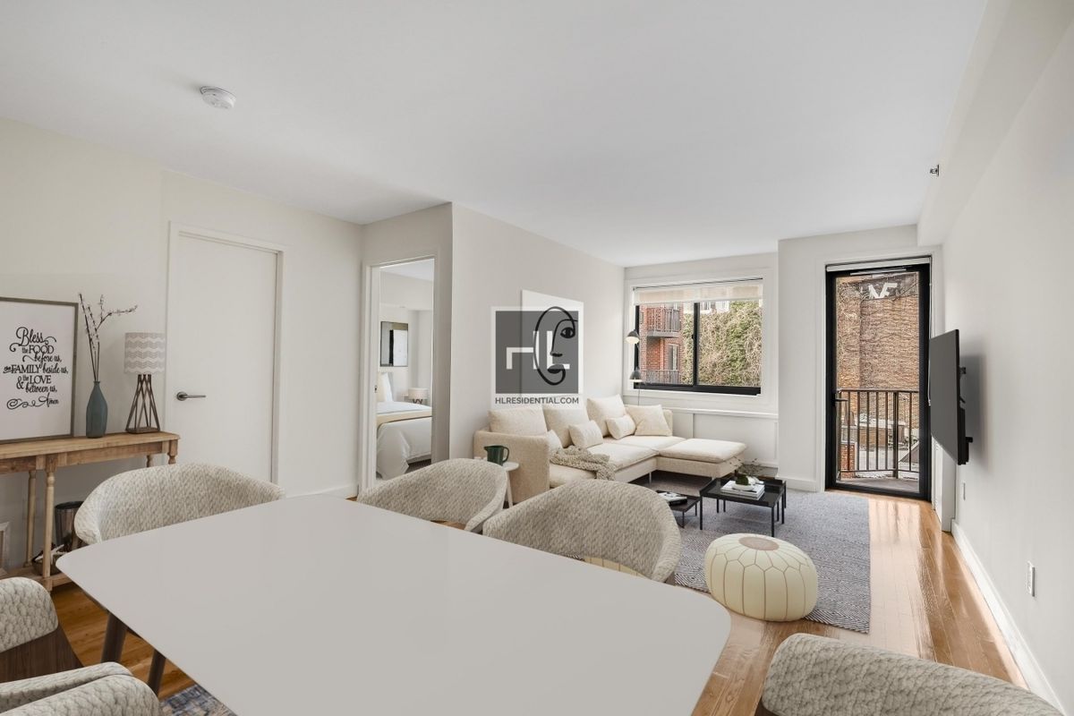 Photo for  101W15  - 555 AVENUE OF THE AMER Rental Building in Chelsea, Manhattan