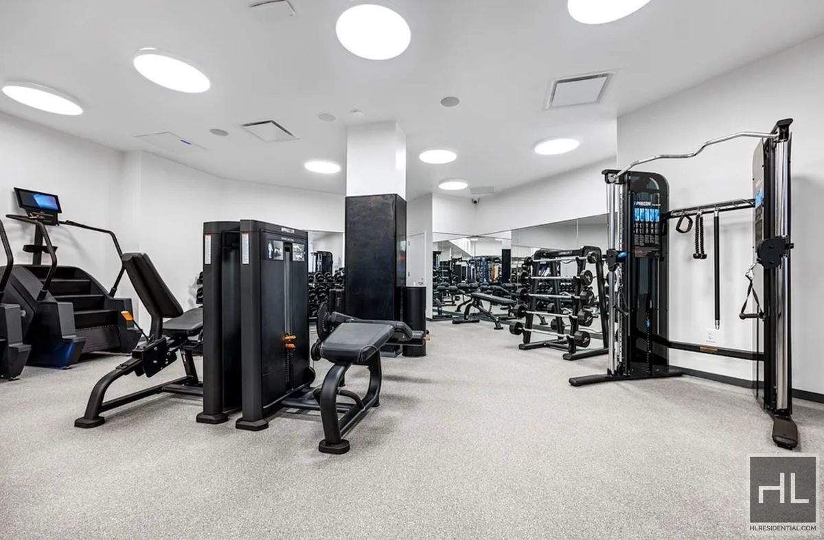 Photo for 500 2 AVENUE - 500 2nd Avenue Rental Building in Kips Bay, Manhattan