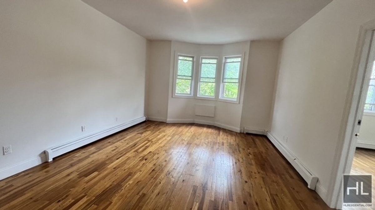 548 Rockaway Avenue 2 Brownsville Brooklyn NY 11212