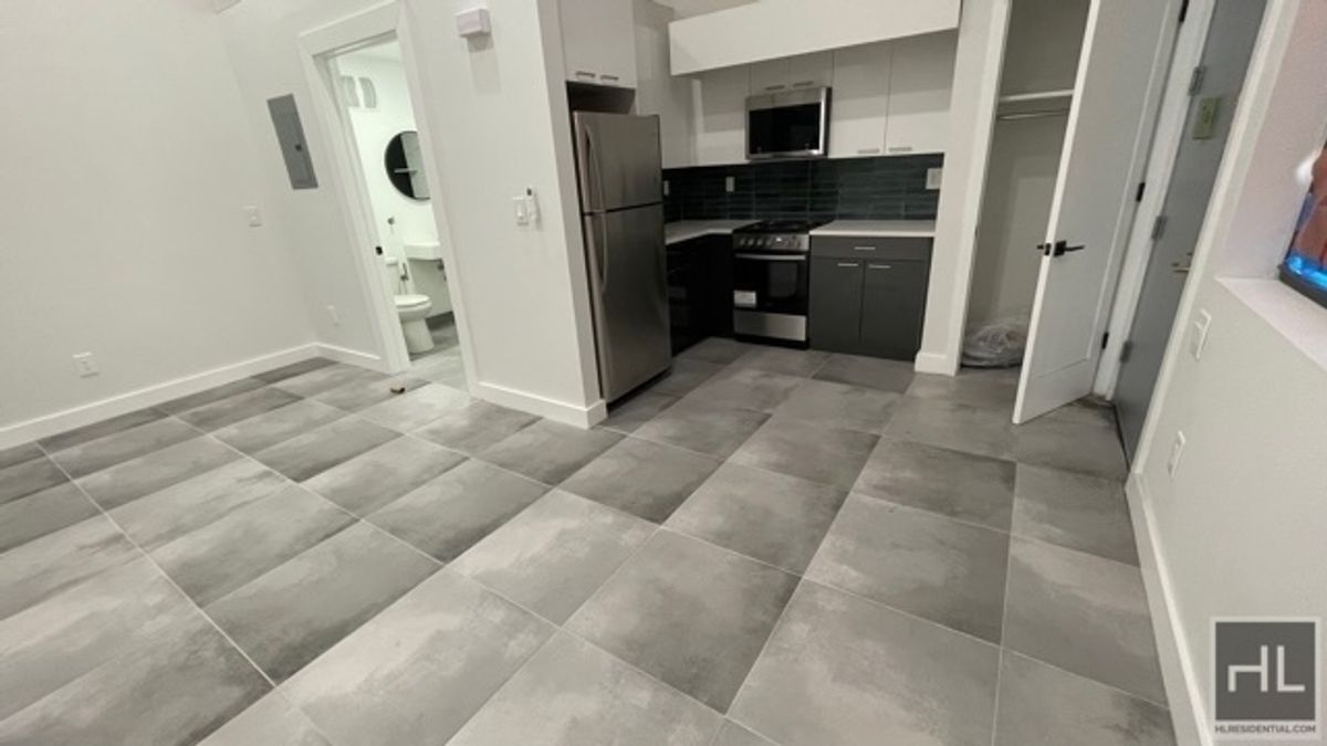 237 Utica Avenue 1F Crown Heights Brooklyn NY 11213