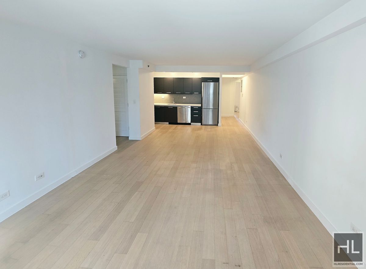 Photo for The Nash - 222 East 39th Street Rental Building in Murray Hill, Manhattan