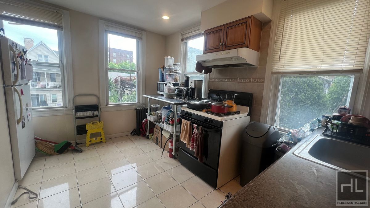 619 East 7th Street 2 Kensington Brooklyn NY 11218