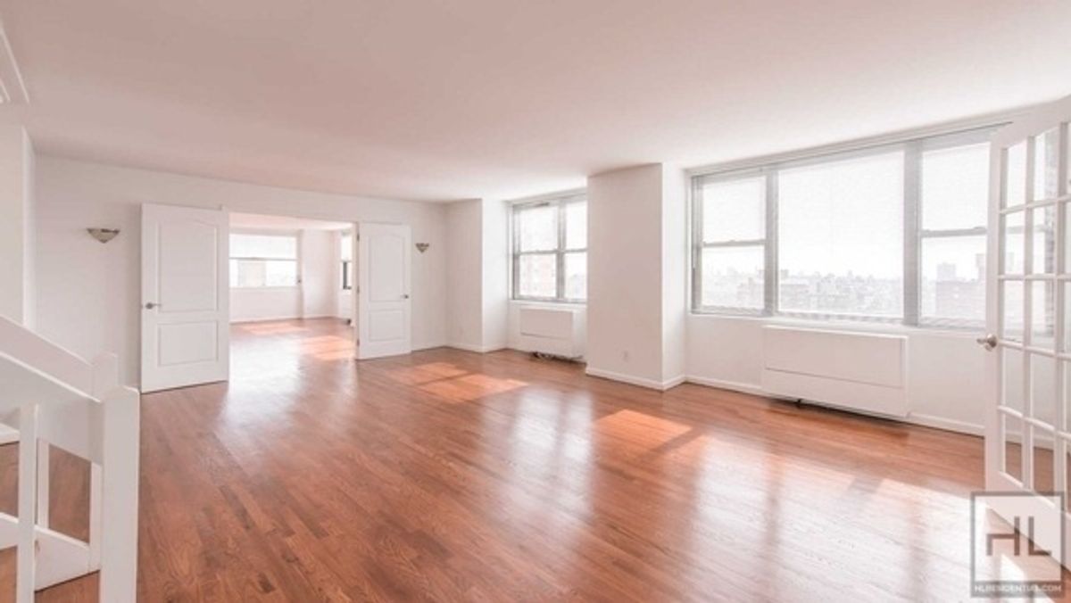 Photo for Parc East - 240 East 27th Street Rental Building in Kips Bay, Manhattan