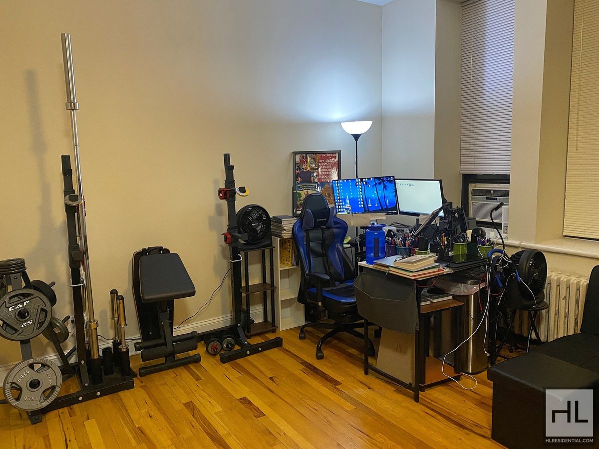 Photo for  150 W 47th Street  - 150 WEST 47 STREET Rental Building in Midtown, Manhattan