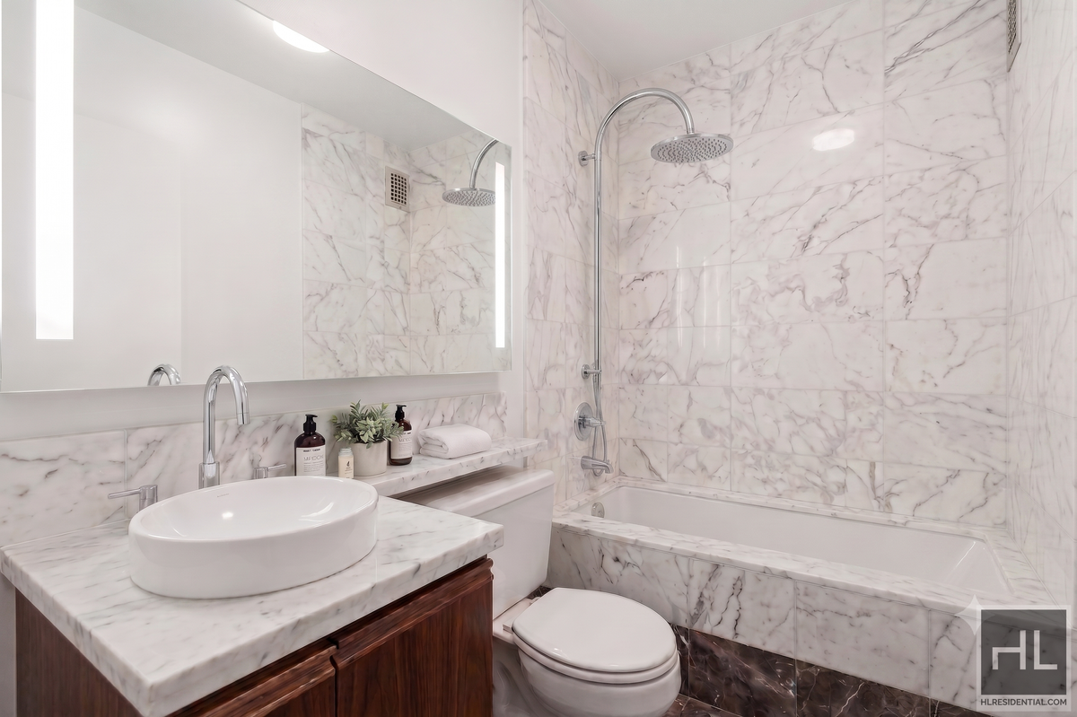301 East 87th Street 15D Upper East Side New York NY 10128